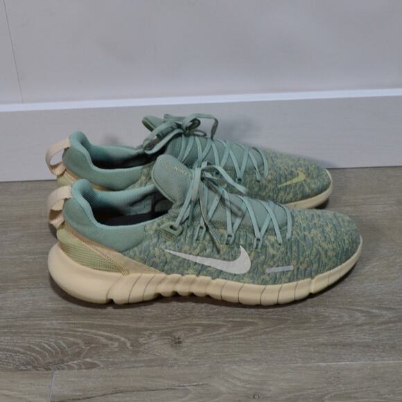 Nike Free 5.0 Men's Steam Olive Aura Running Shoes Size 7.5 - Picture 3 of 10